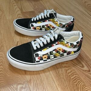 Women’s Platform Vans
